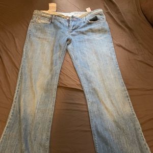 Women’s jeans